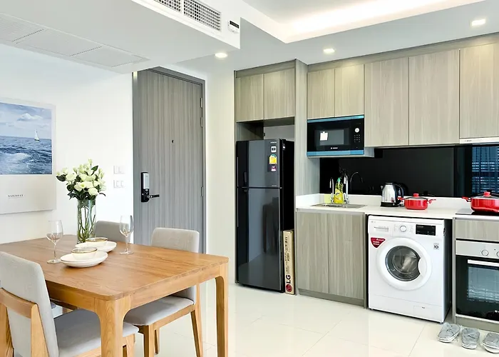 Circle Rein Sukhumvit 12 *